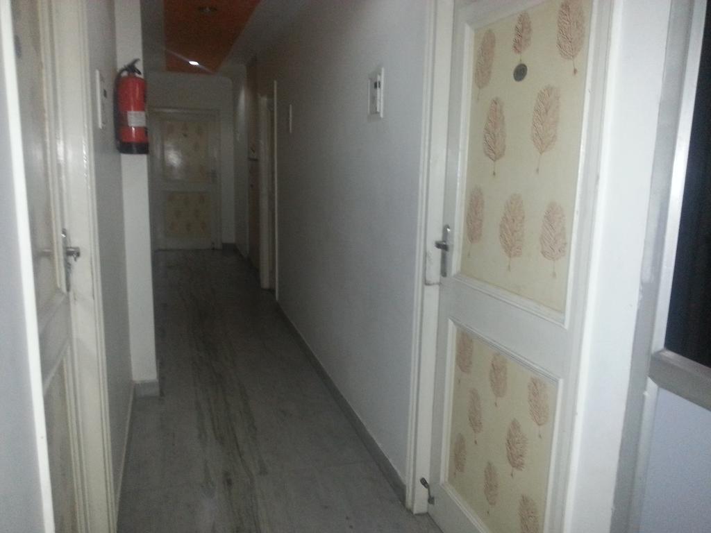 Hotel Royale Paradise Noida Eksteriør bilde