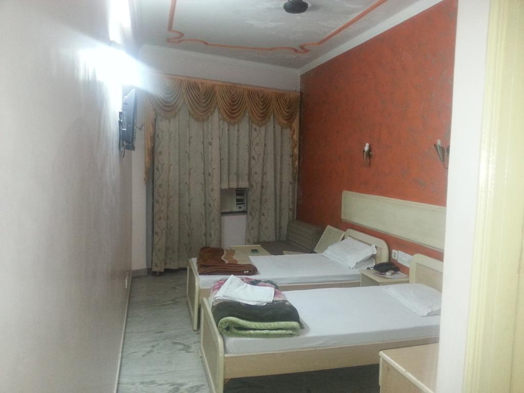 Hotel Royale Paradise Noida Rom bilde