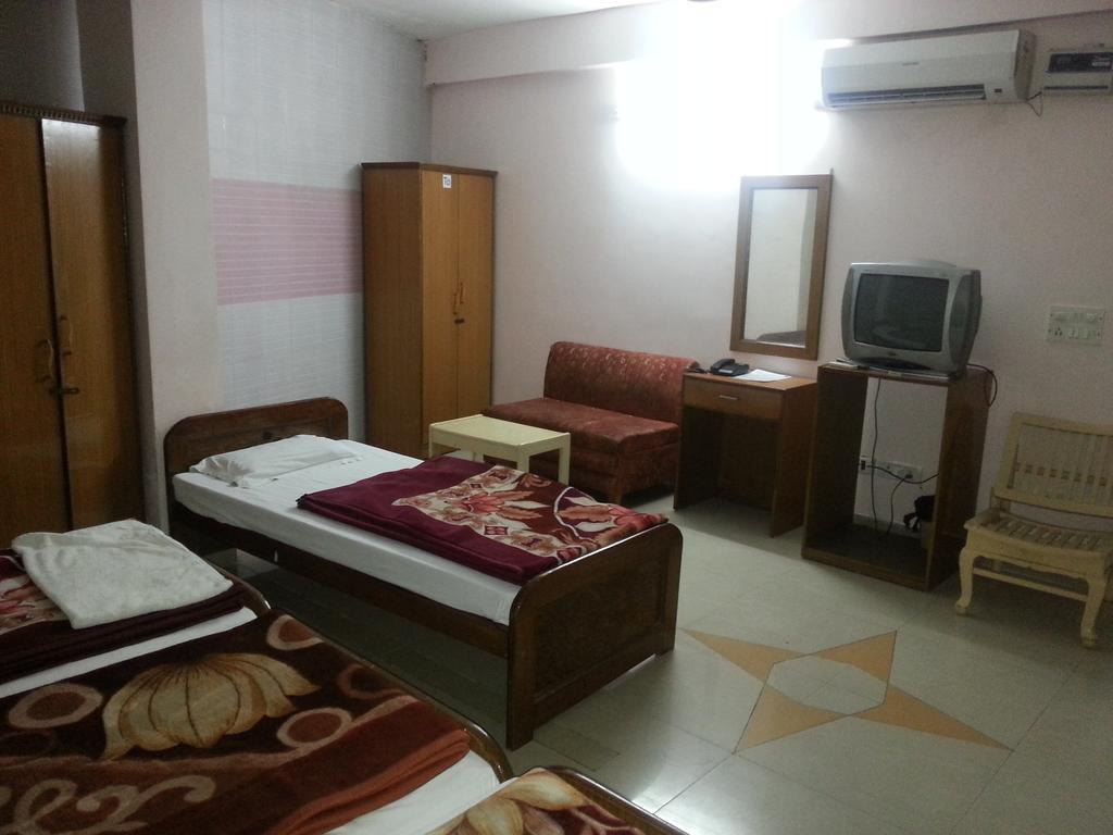 Hotel Royale Paradise Noida Rom bilde
